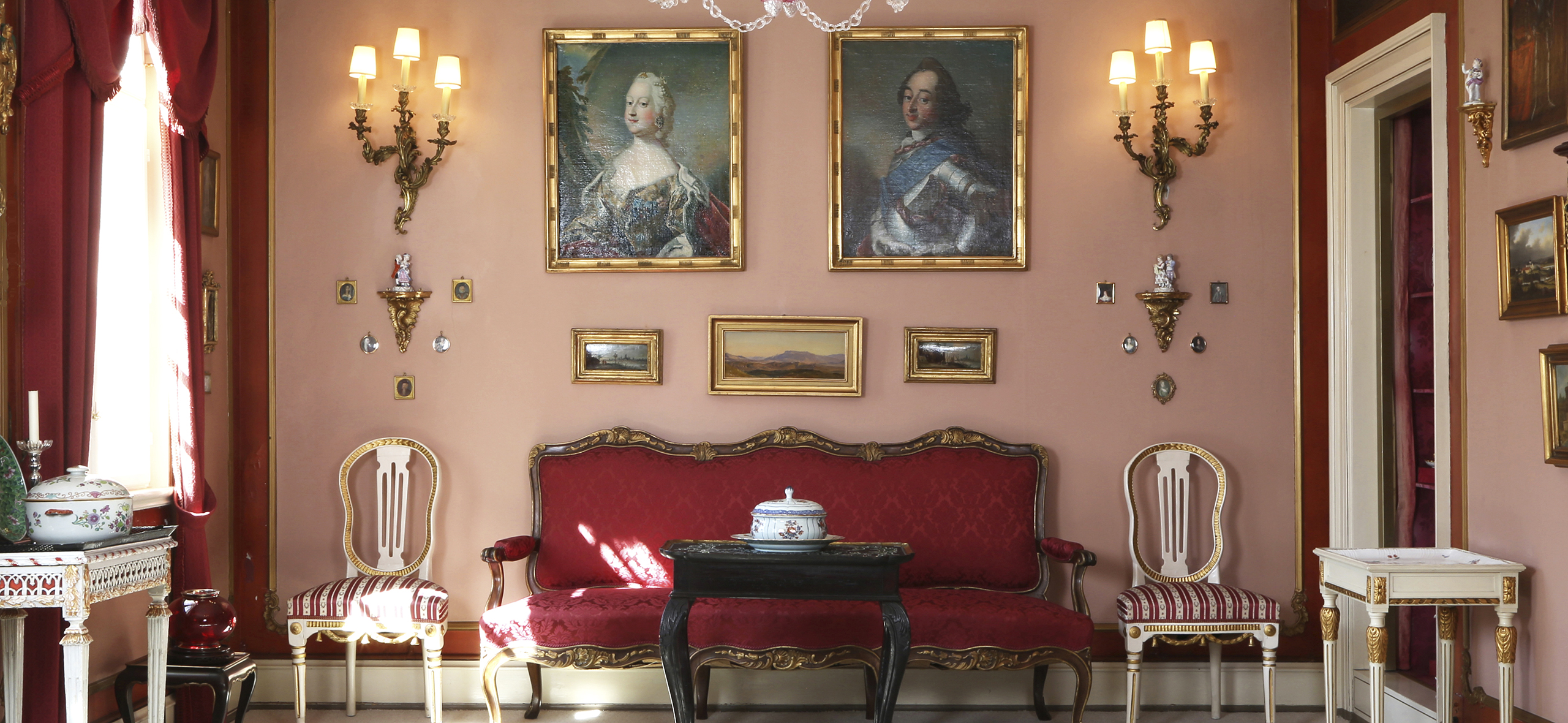 Museum ERNST rød stue